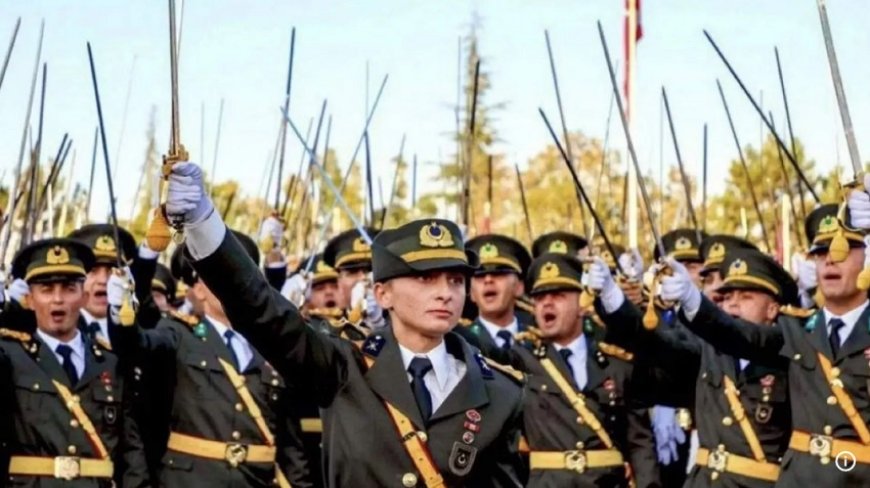 TSK’da Kriz: ‘Mustafa Kemal’in Askerleriyiz’ Diyen Teğmenler Neden İhraç Edildi?
