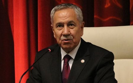 Arınç'tan AK Parti'ye Eleştiri: Yüzde 50 Zor, Adalet Ekmekten Kıymetli