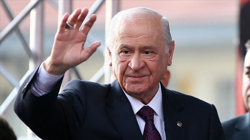 MHP yazarından sert tepki: Düşman seferberse biz de şuurluyuz