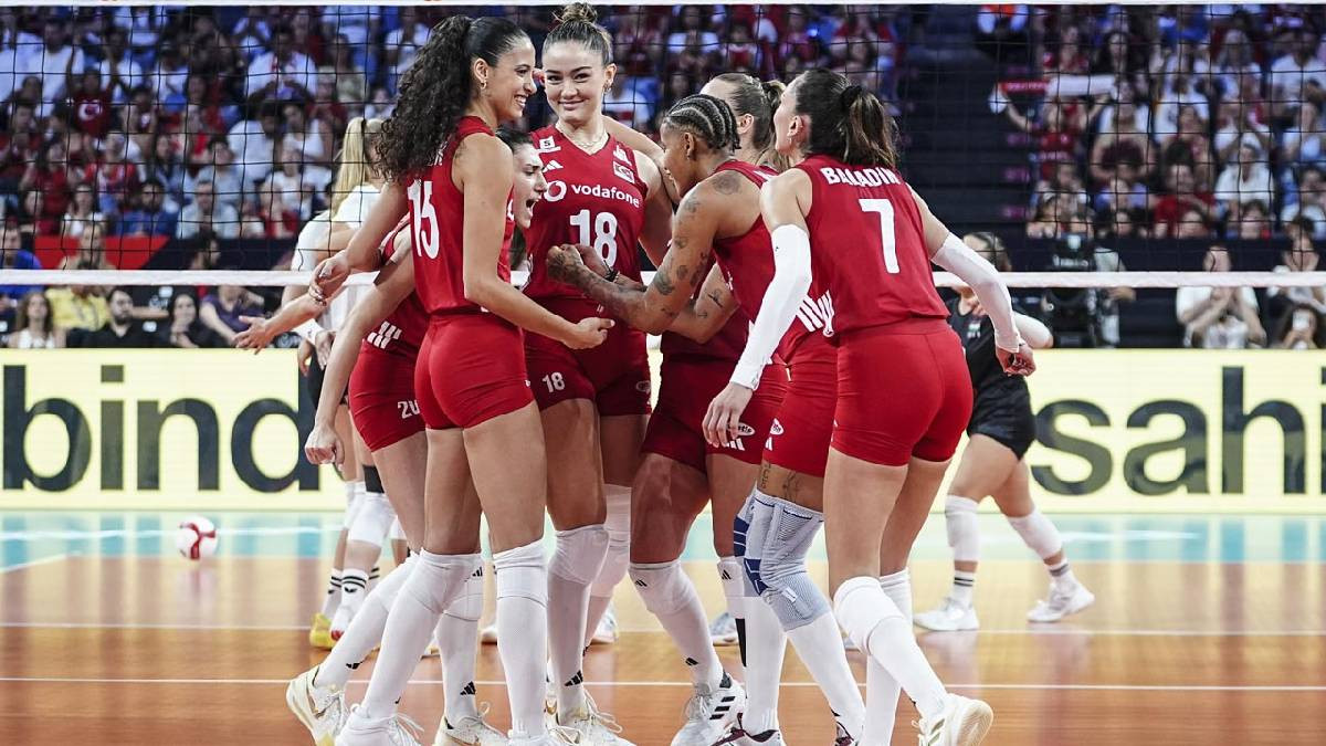 Filenin Sultanları Macaristan'ı 3-0 yendi: Avrupa Şampiyonası'nda 3'te 3