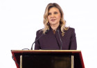 Olena Zelenska kültürel diplomasi forumunu Kiev’de sembolik broşla açtı